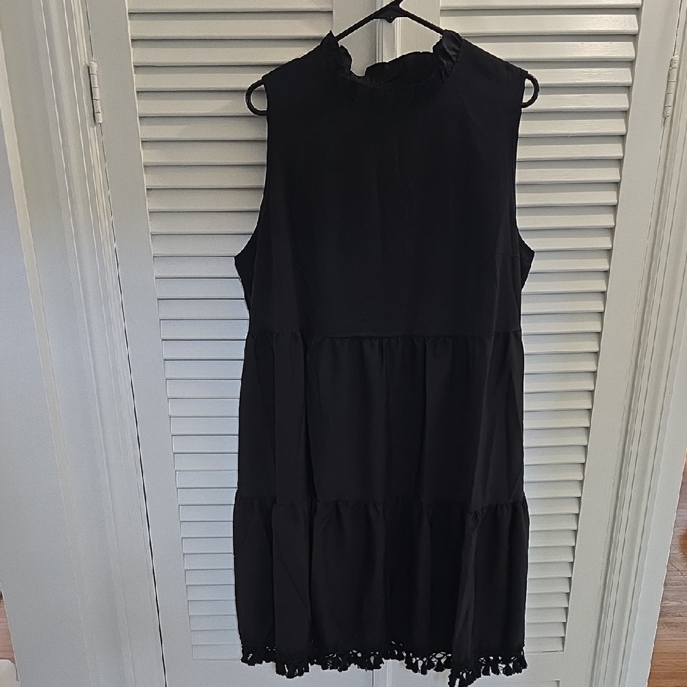 Sleeveless Black Tiered Dress with Ruffle Neck
